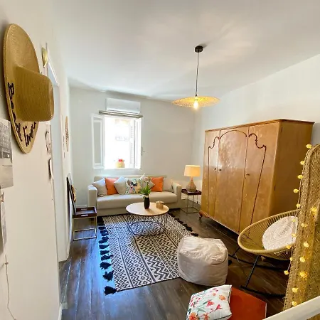 Izmir House * La Canea